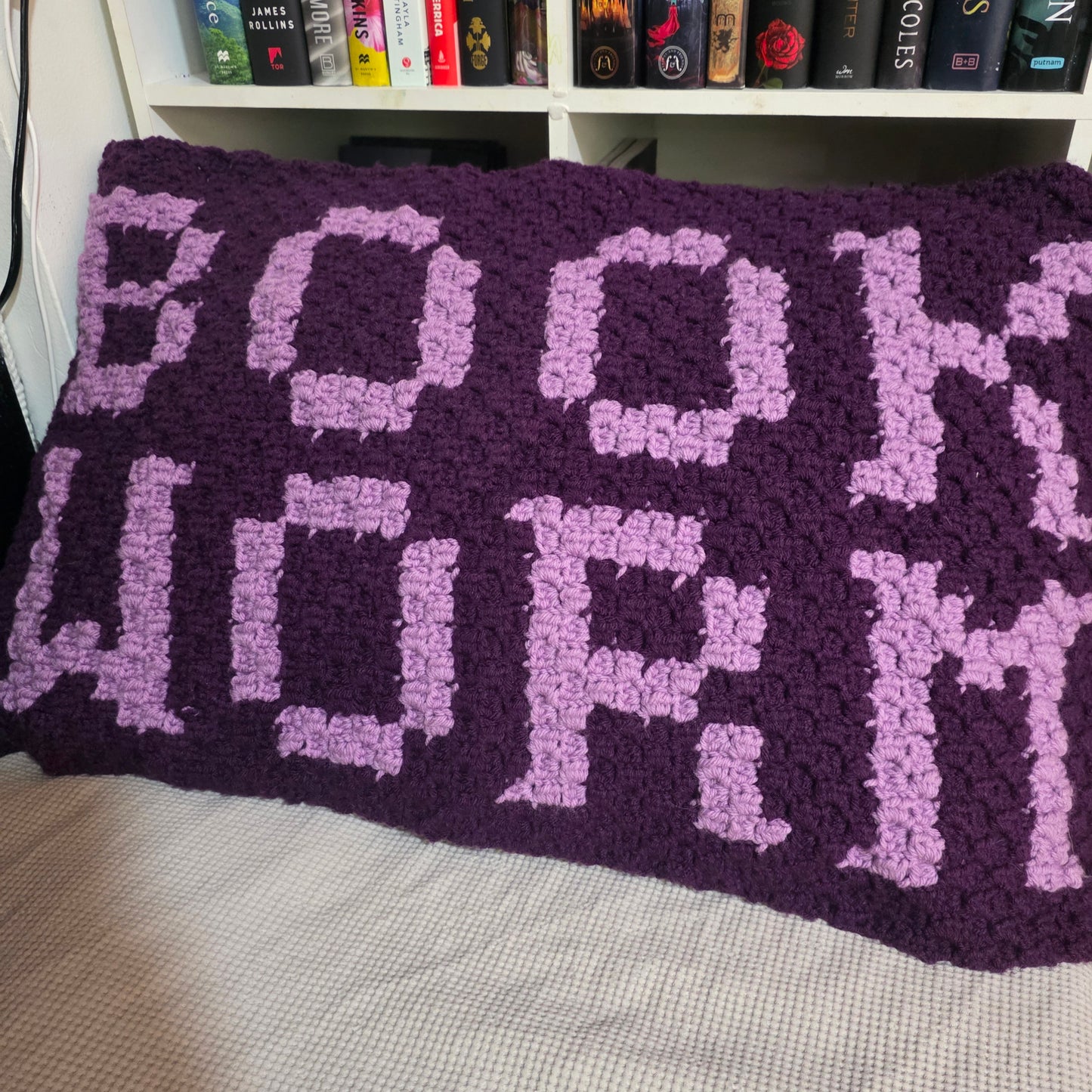 Book Worm c2c Crochet Pillow Pattern