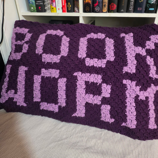Book Worm c2c Crochet Pillow Pattern