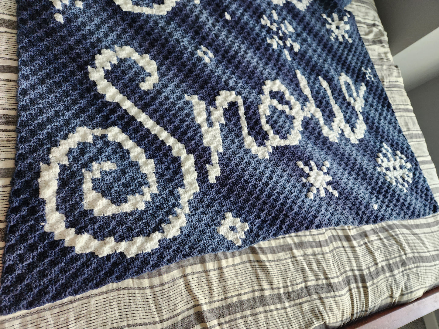 I Smell Snow C2C Crochet Graphghan Pattern