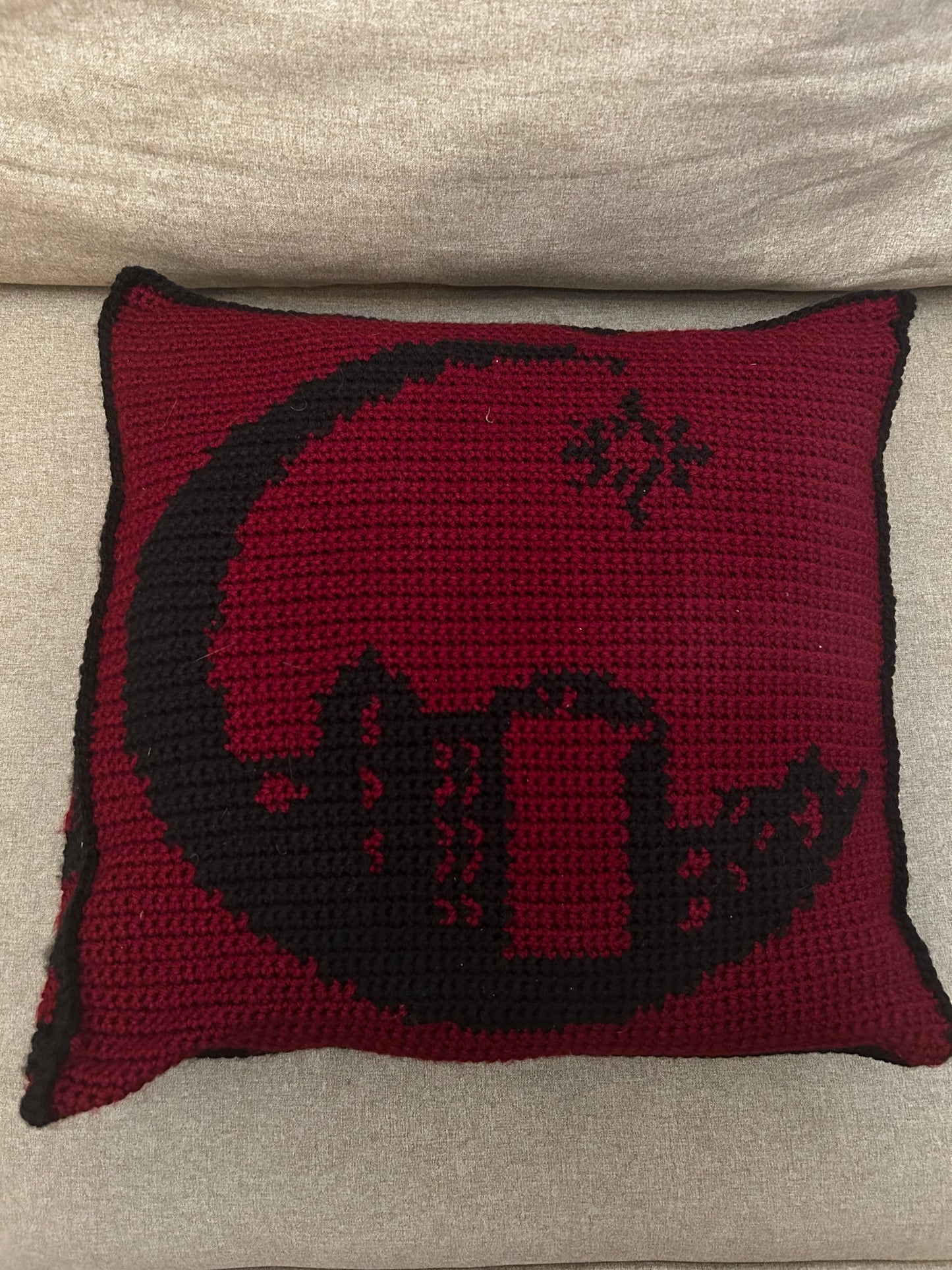 Lunathion Skyline Logo Tapestry Crochet Pillow Pattern