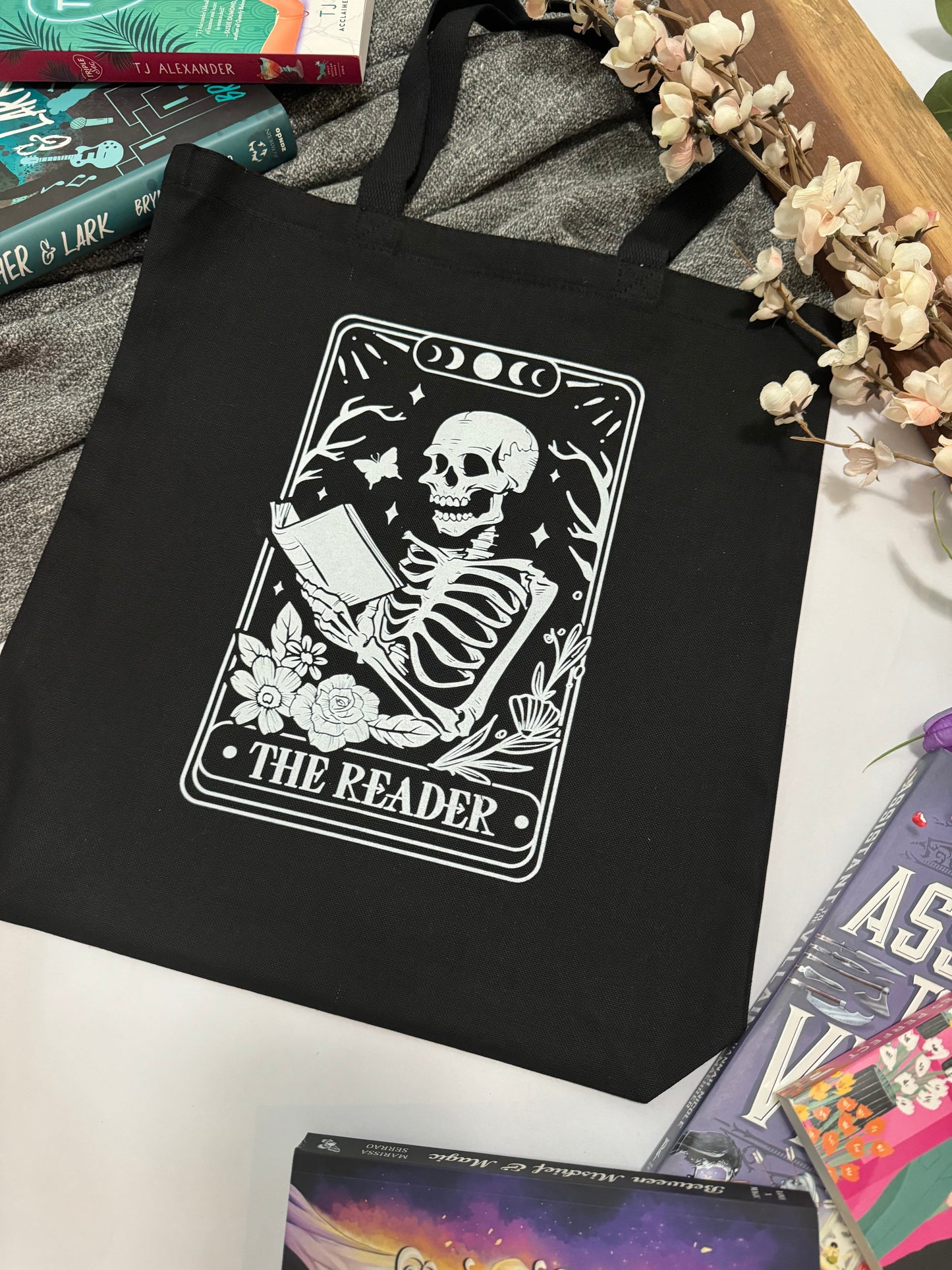 Reader Skelly Tarot Card Tote Bag