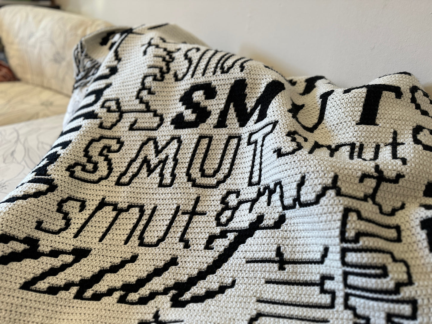 Smut Overlay Mosaic Crochet Graphghan Pattern