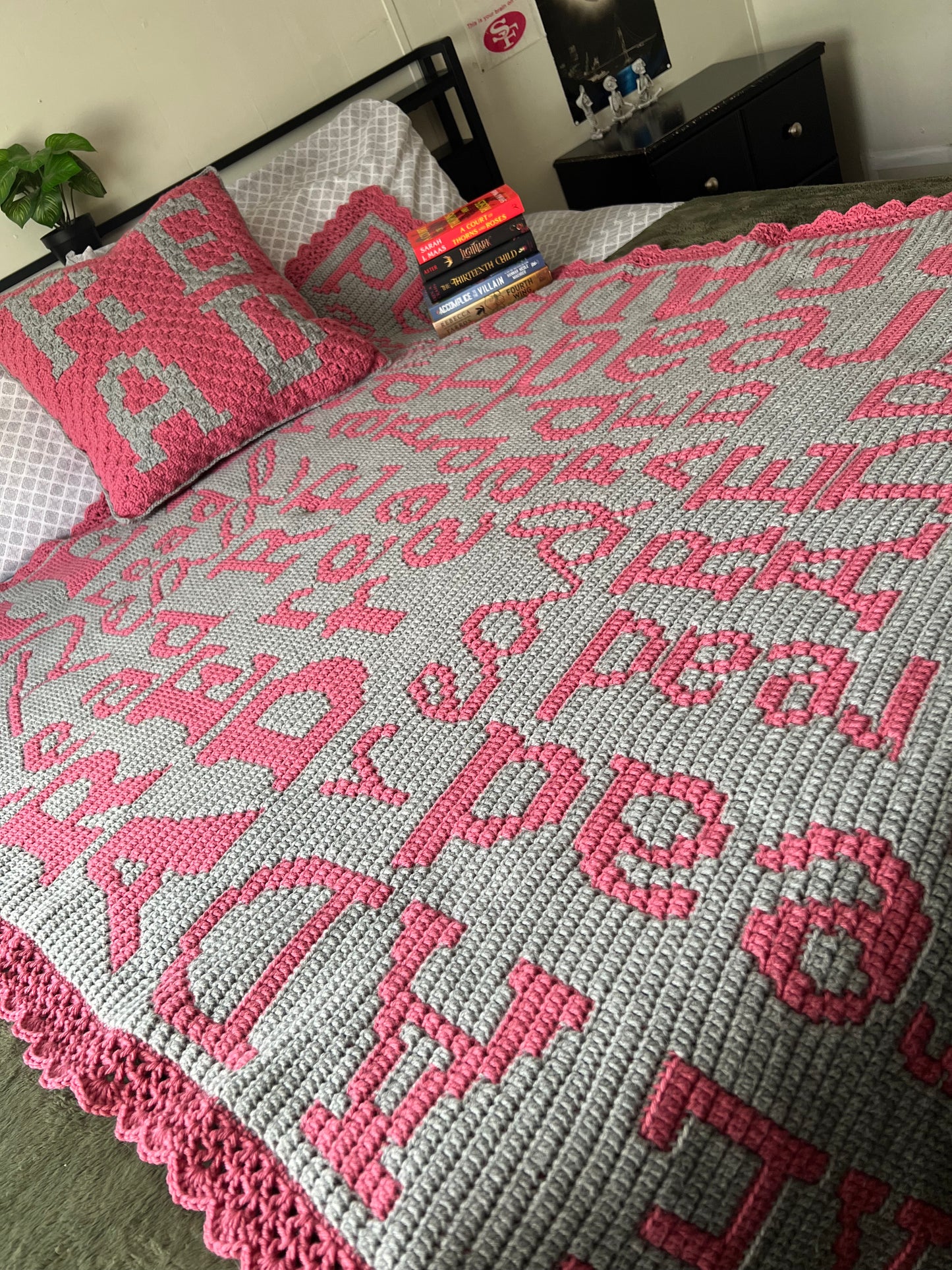 Read Overlay Mosaic Crochet Graphghan Pattern