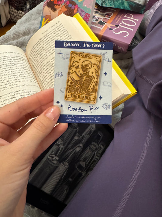The Reader Tarot Wooden Pin