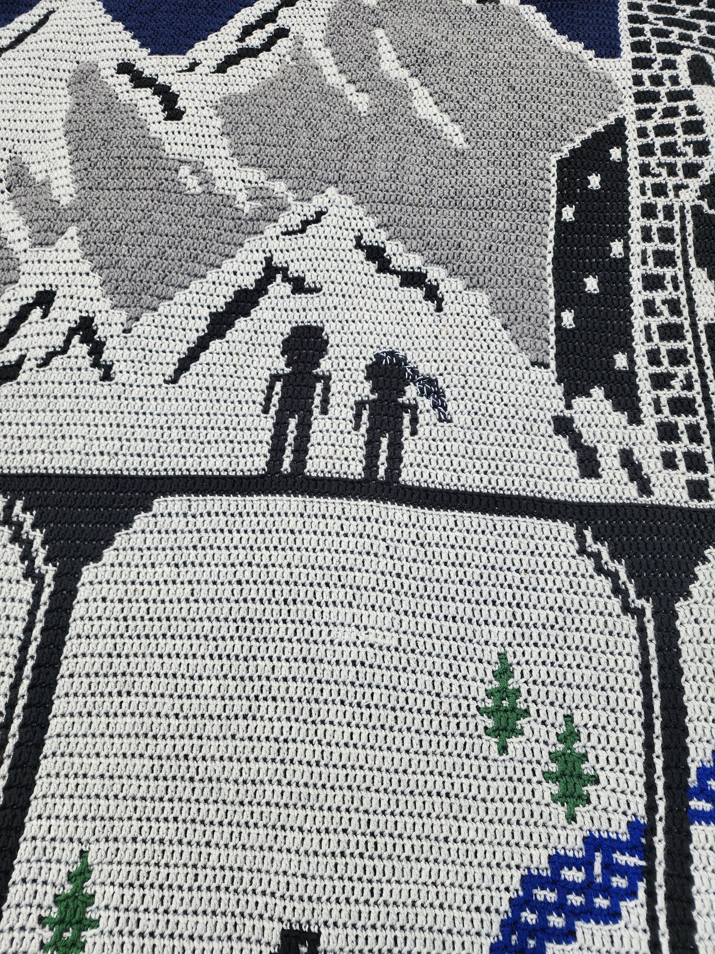 The Parapet Overlay Mosaic Crochet Graphghan Pattern