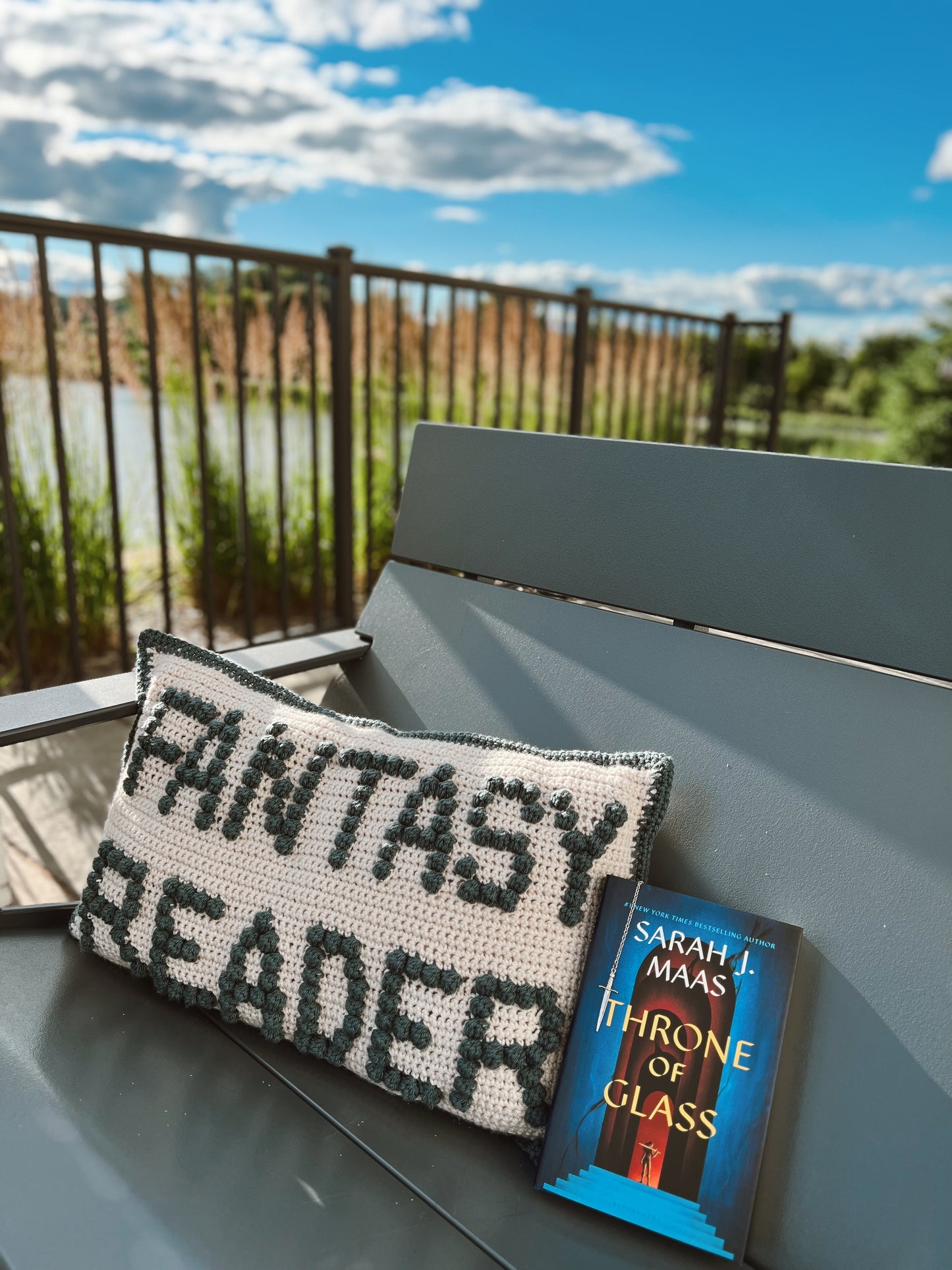 Fantasy Reader Bobble Crochet Pillow Pattern