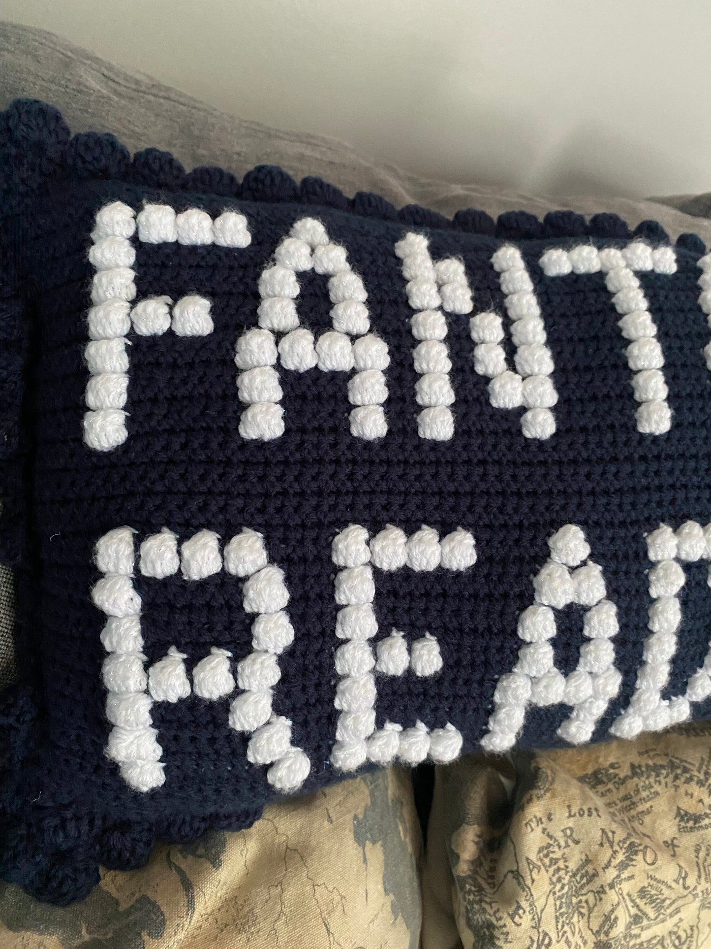 Fantasy Reader Bobble Crochet Pillow Pattern