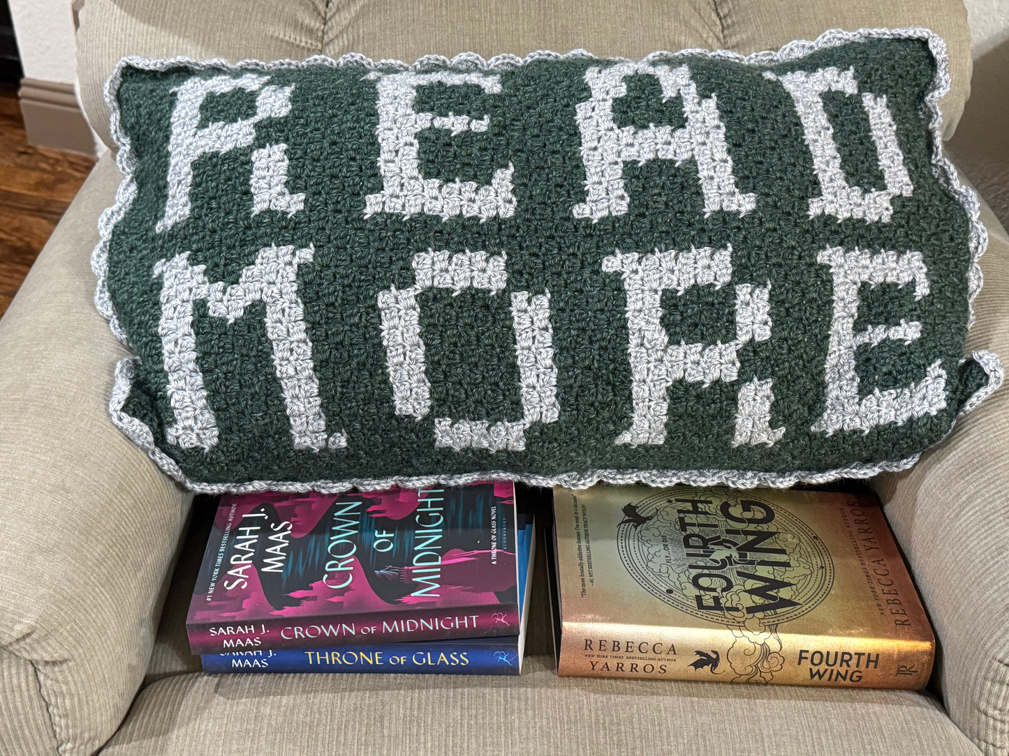 Read More c2c Crochet Pillow Pattern