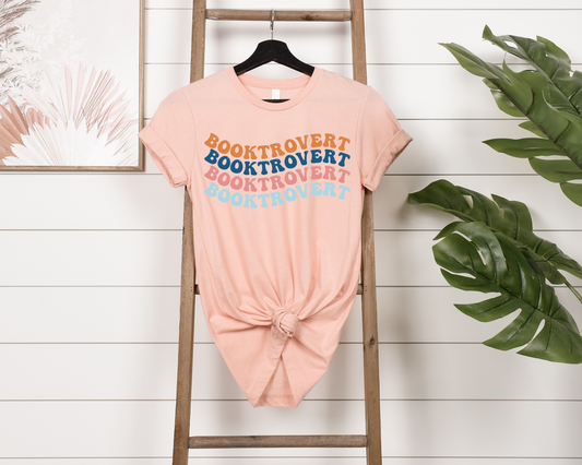 Booktrovert T-shirt